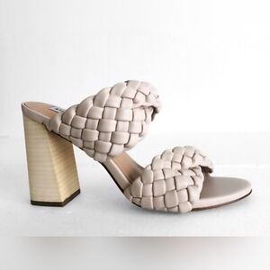 Steve Madden Sandals 7.5M Twisted Heeled